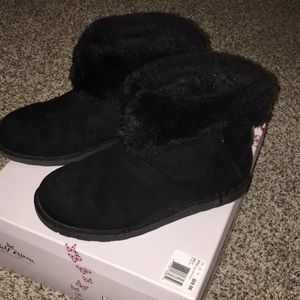Black furry boots